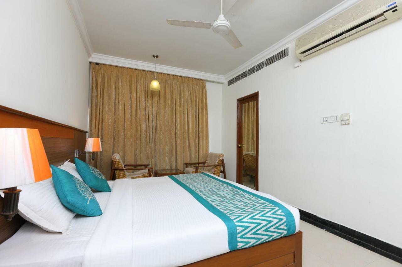 Oyo 1081 Hotel Sindhu International 蒂鲁帕蒂 外观 照片